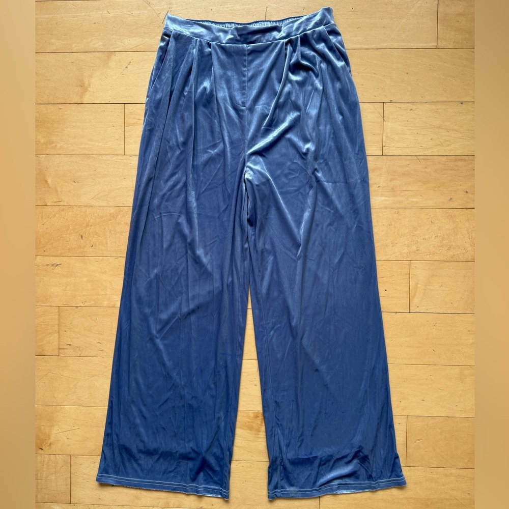 NWT Christian Lacroix Shiny Blue Velvet Velour Wide Leg Lined Trouser Pants, Med